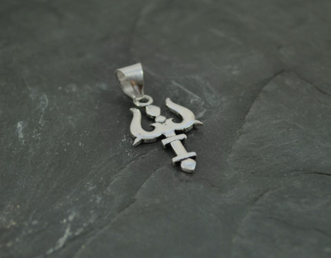 silver trisula pendant
