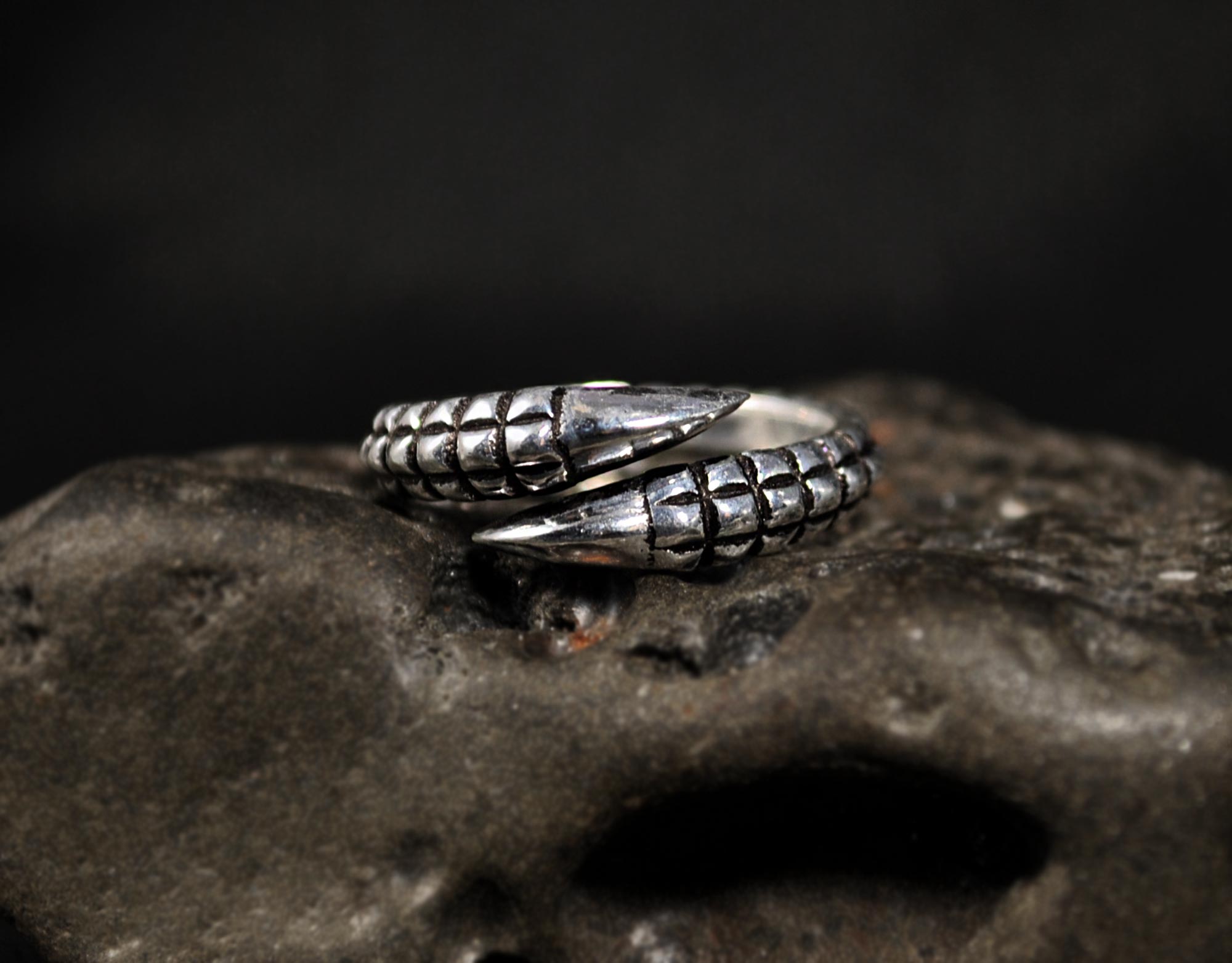 claw ring